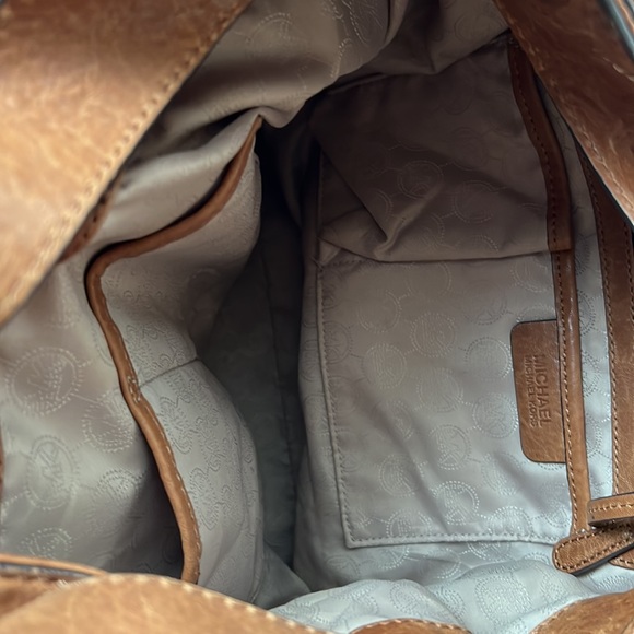 MK purse - Picture 8 of 8